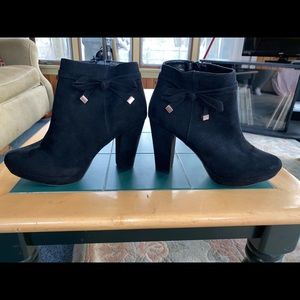 Black suede high-heel wedges